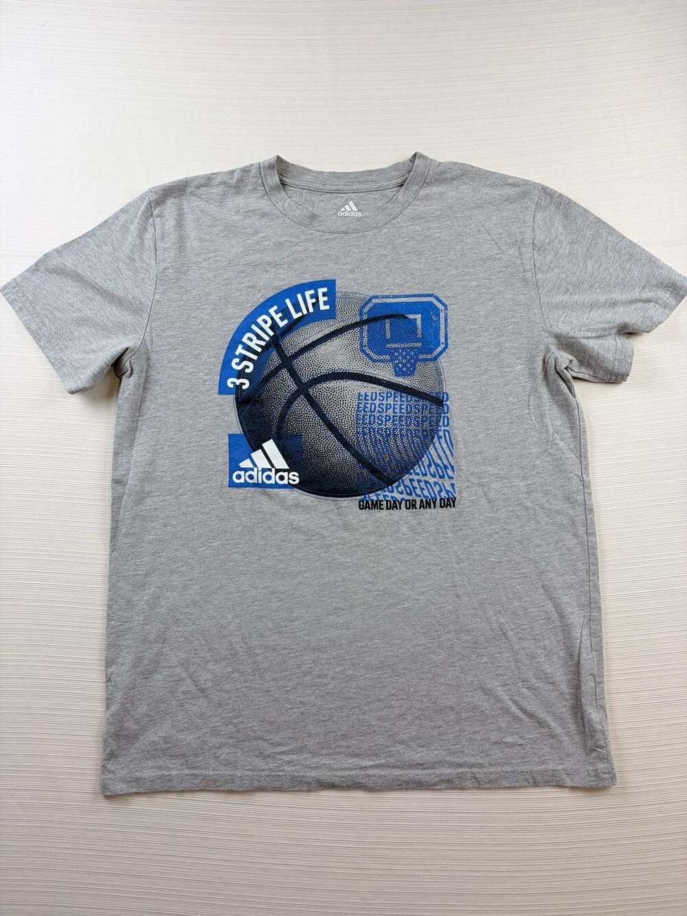 Adidas Boys 3 Stripe Life Basketball Graphic T-Shirt Gray XL 18/20